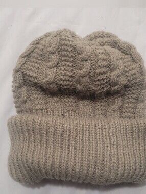 Aris Knit Beanie in Light Gray